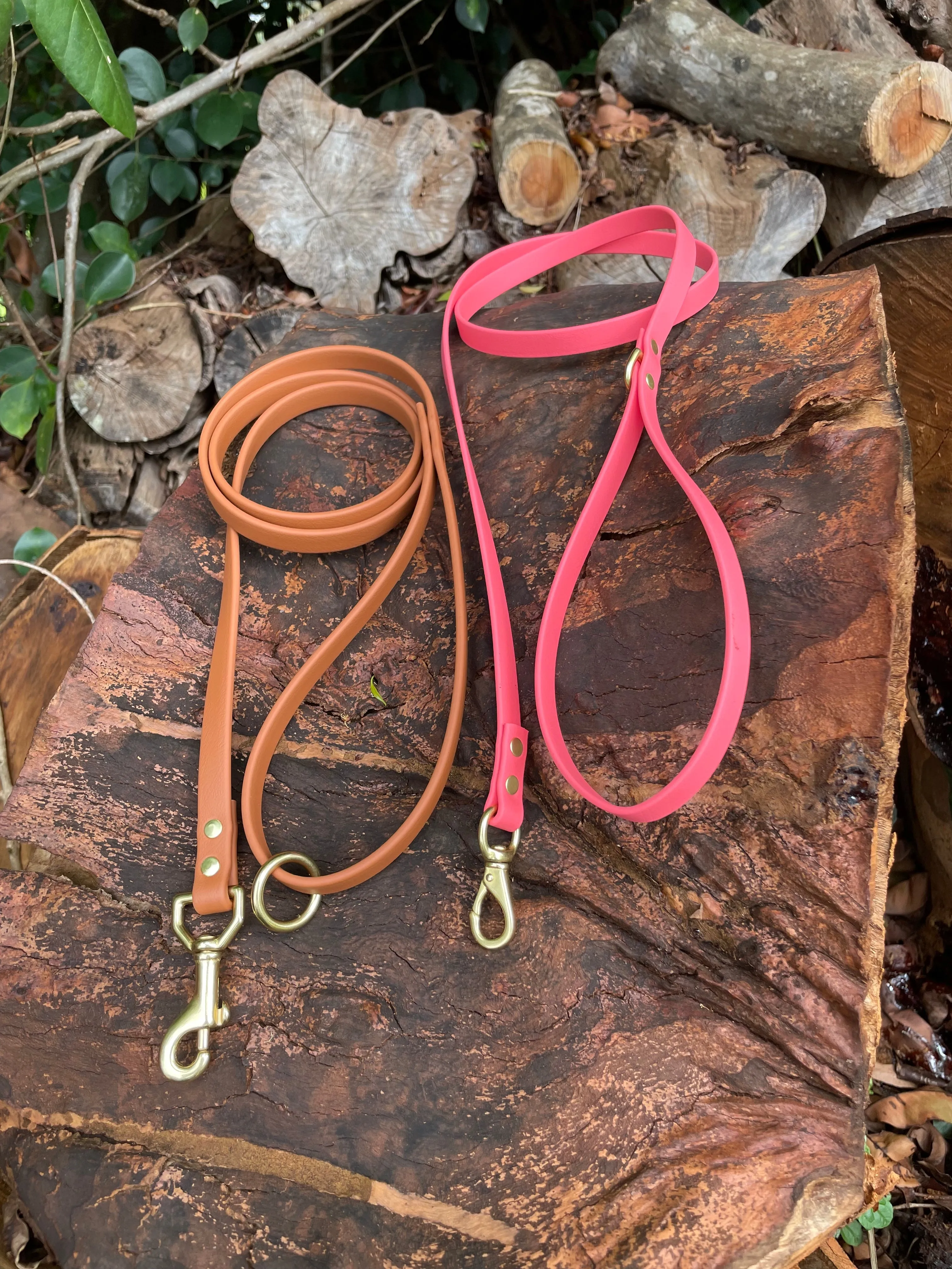 Waterproof Leash (Lightweight) : Coral   Brass